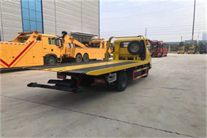 宜都非事故拖车